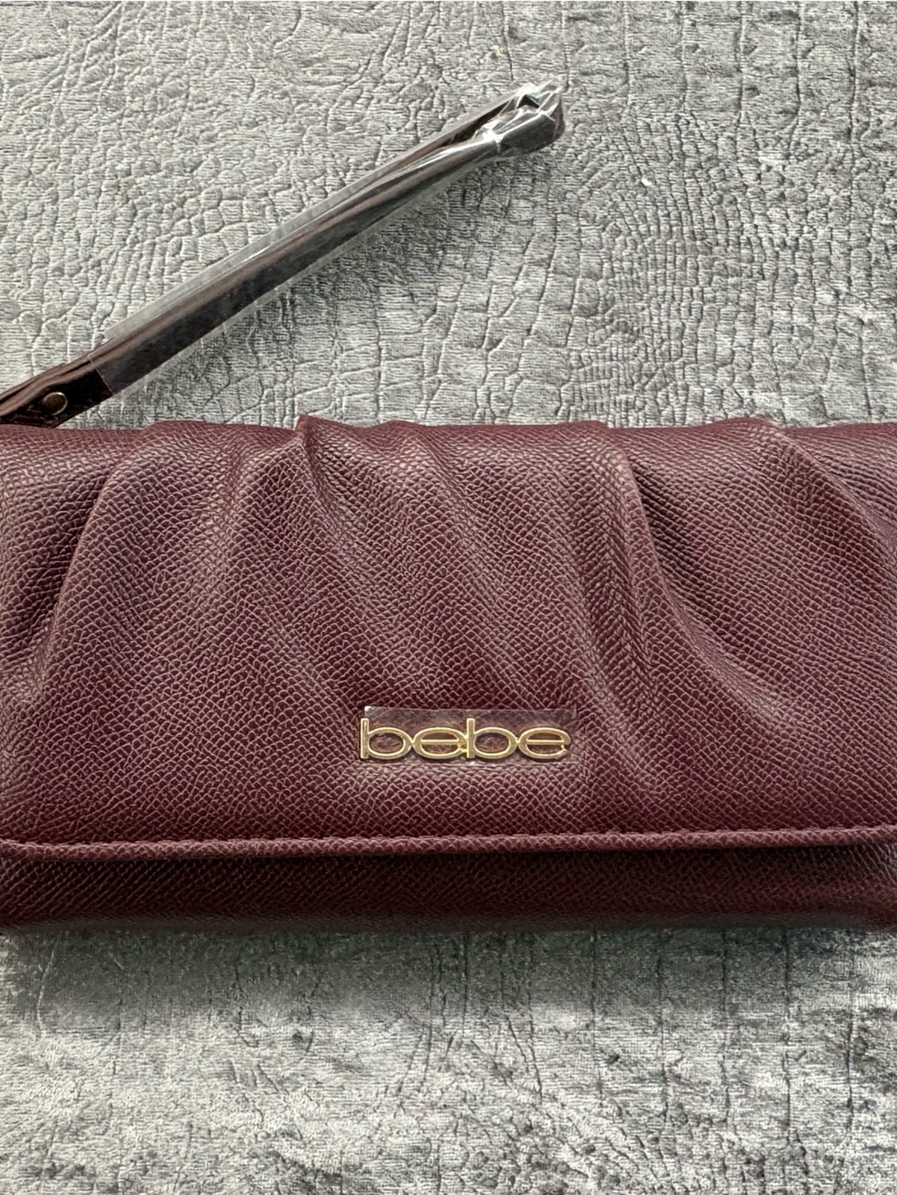 NWT bebe Sage Trifold Wallet Plum Wristlet